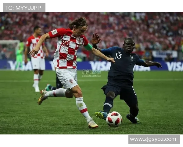 足球场上舞动激情 爱跳舞的球星们展现不一样的风采 足球场上舞动激情 爱跳舞的球星们展现不一样的风采